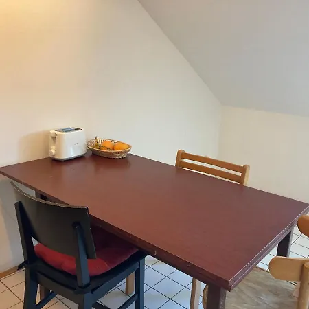 Big Private Room In Furnished Apartment Rum i privatbostad *