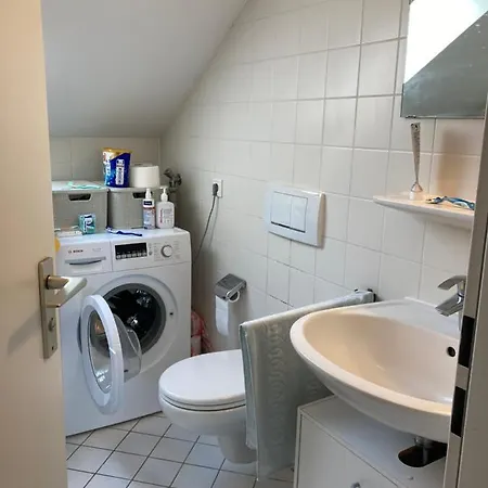 Rum i privatbostad Big Private Room In Furnished Apartment München