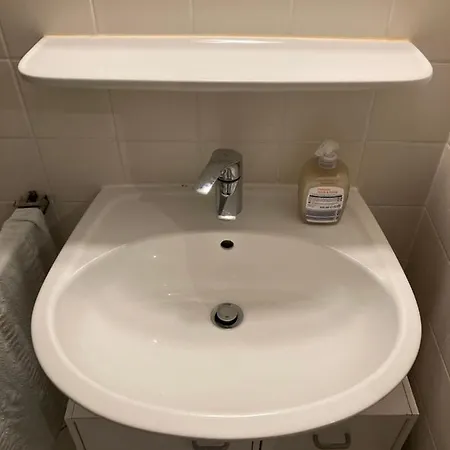 Big Private Room In Furnished Apartment *